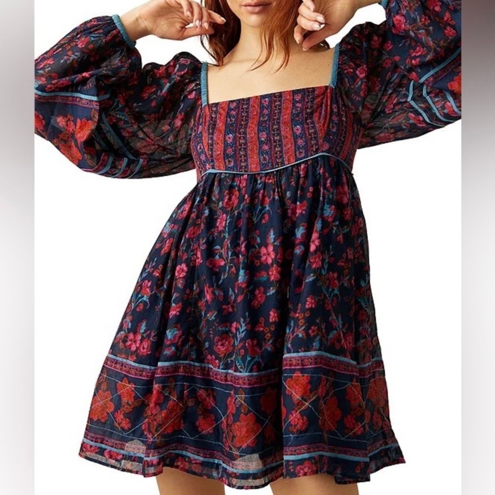 Free People Midnight Blue Floral Endless Afternoon Smocked Mini Dress‎ Medium